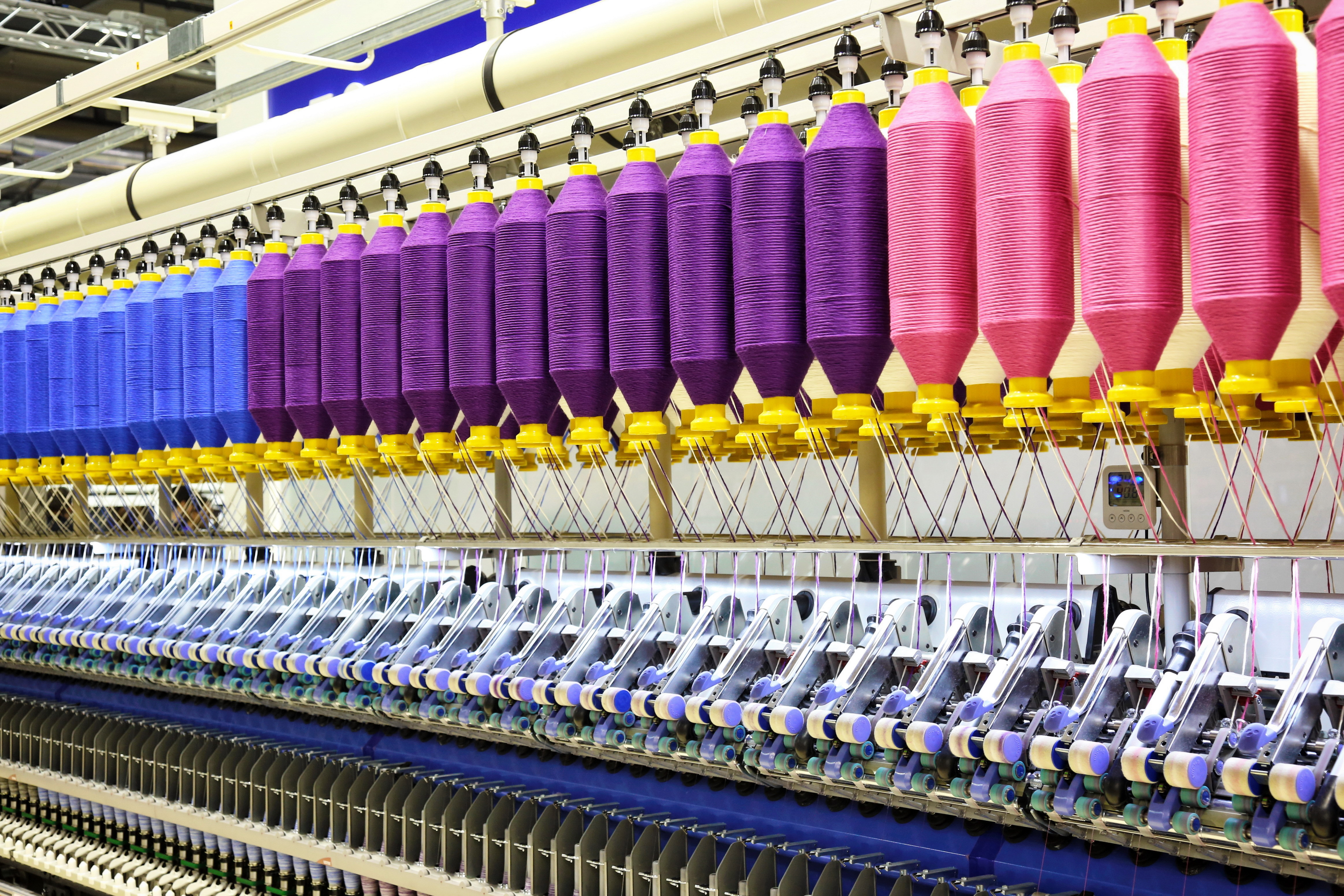 Производства текстильная продукция. Текстильная промышленность. Текстильное производство. Лёгкая промышленнсоть. Текстильная и легкая промышленность.